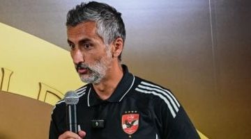 ريبيرو يقدم محاضرة لنجوم الأهلي لشرح خطة اللعب قبل مواجهة بالميراس