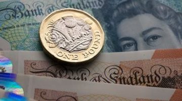 سعر الجنيه الإسترليني اليوم السبت 14 يونيو 2025 في البنك المركزي: 67.55 جنيه