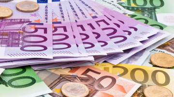 سعر اليورو مقابل الجنيه المصري في البنوك اليوم الاثنين 16 يونيو 2025