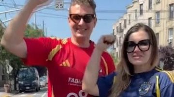 مشجعان بولنديان يهتفان لزيزو أثناء مواجهة الأهلي وبالميراس - فيديو مذهل
