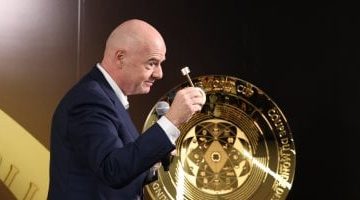 إنفانتينو يناقش فكرة تنظيم كأس العالم للأندية بشكل سنوي