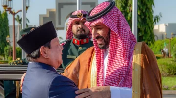 السعودية وإندونيسيا تبحثان القضايا الإقليمية والدولية في اجتماع جدة
