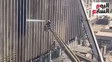 لحظة تبريد سنترال رمسيس والسيطرة الكاملة على الحريق - فيديو